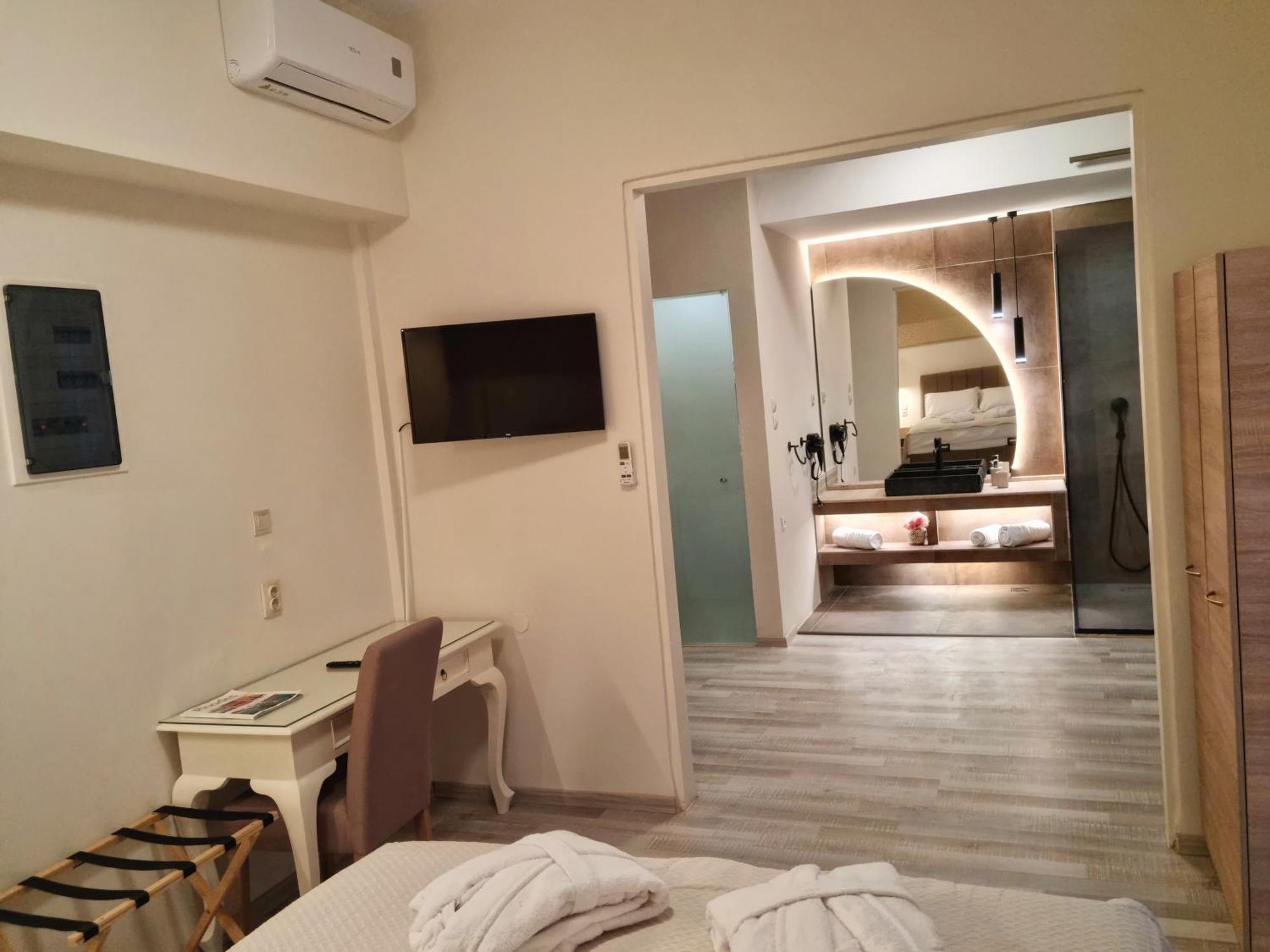 Golden City Center Suites Rhodes City Quarto foto