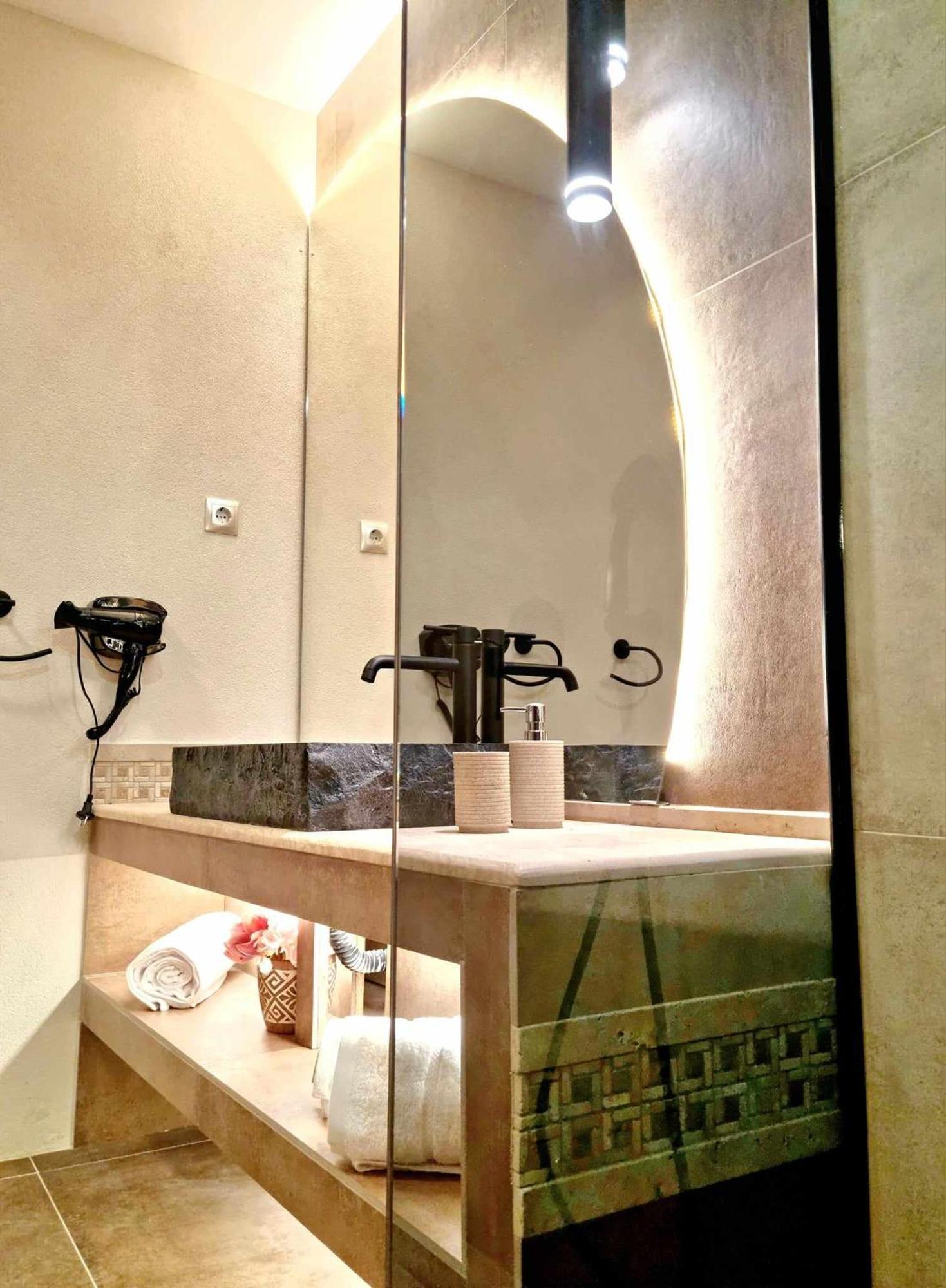 Golden City Center Suites Rhodes City Exterior foto